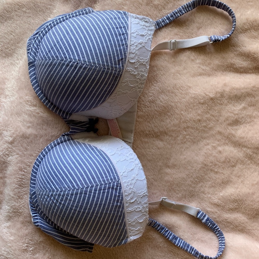 Victoria Secret Bra